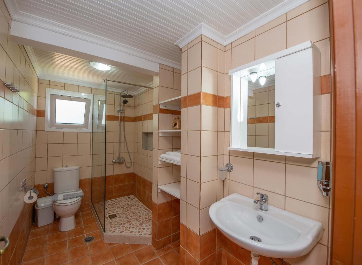 Lena'S Apartments Astrakeri المظهر الخارجي الصورة